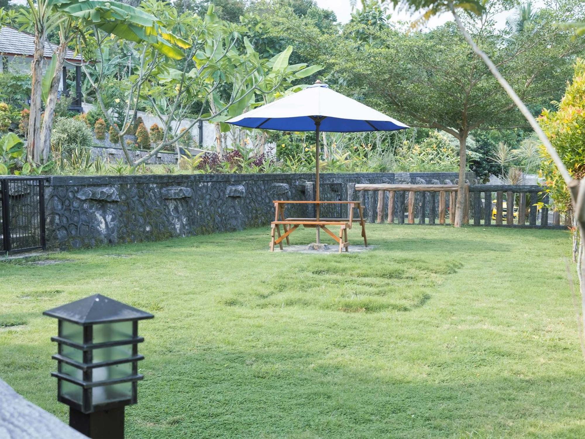 House Of Belasun Pelabuhan Ratu Exteriör bild